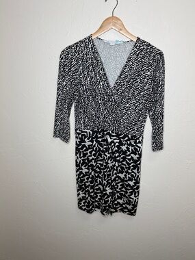 Diane Von Furstenberg Black and White Long Sleeve V-Neck Wrap Dress